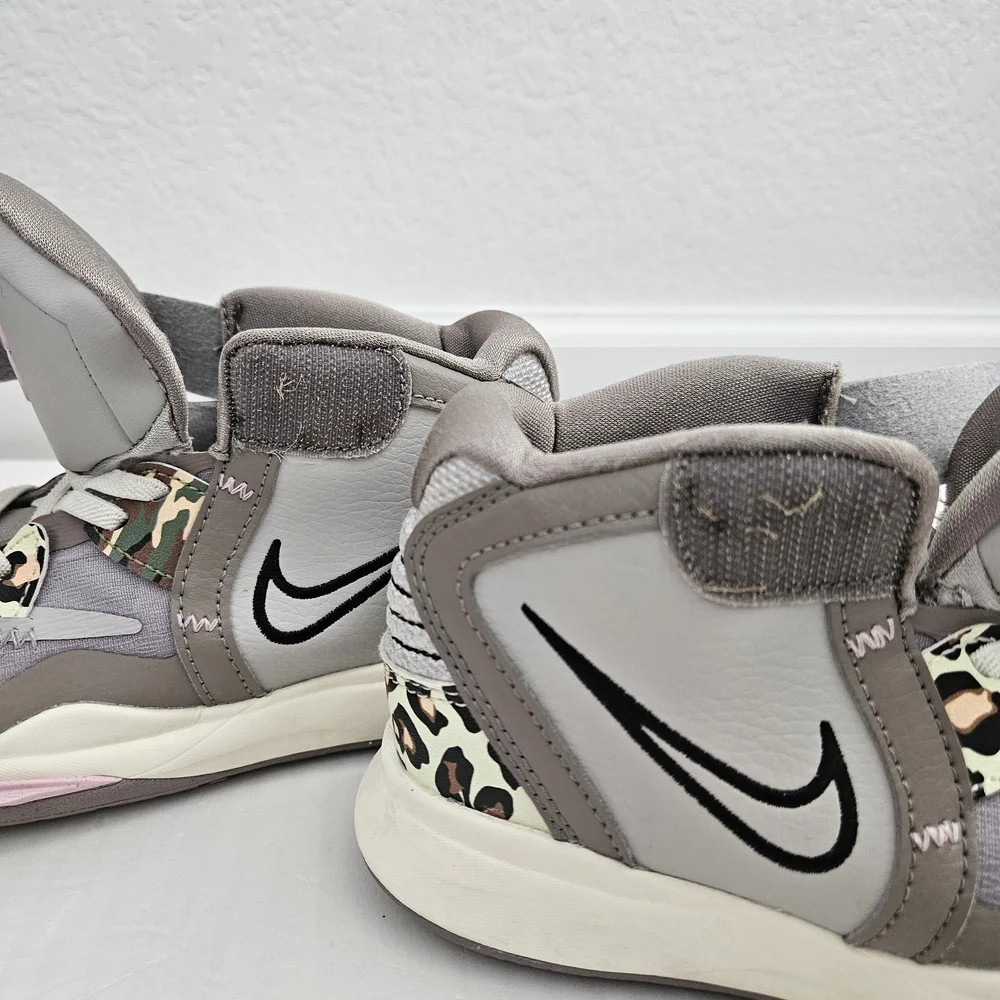 Nike Kyrie Infinity Leopard Camo Girls Size 1.5Y Basketball Shoes - Picture 8 of 8